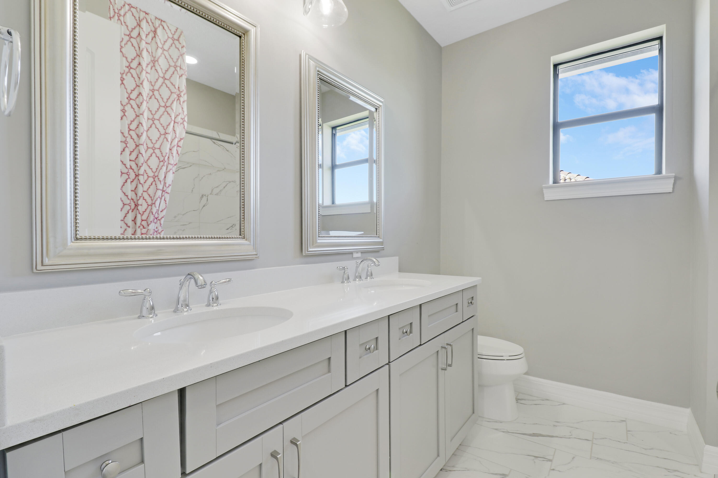 216 Sonoma Isles Circle