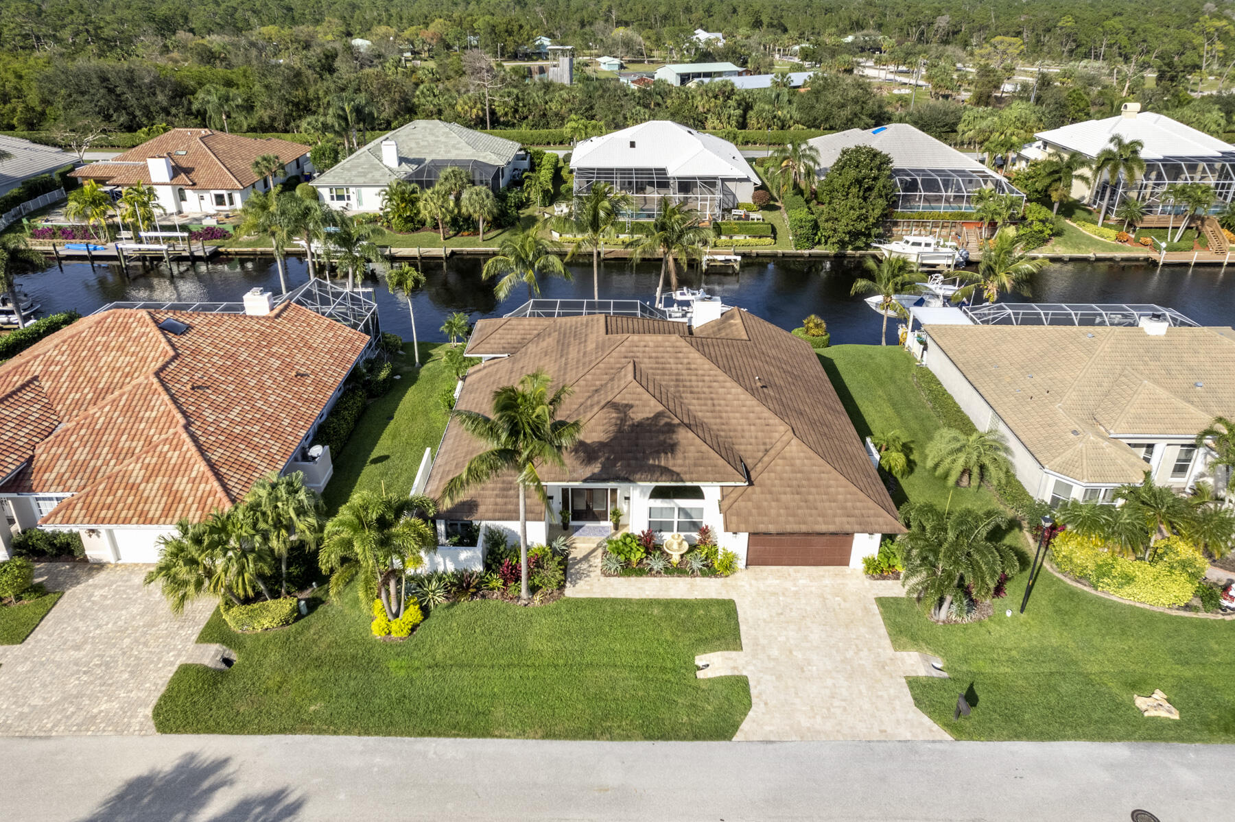 8665 SE Water Oak Place