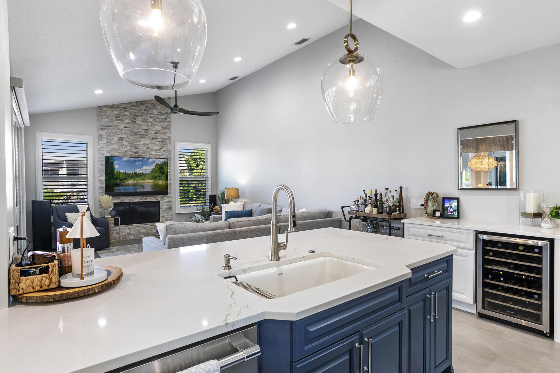 8665 SE Water Oak Place