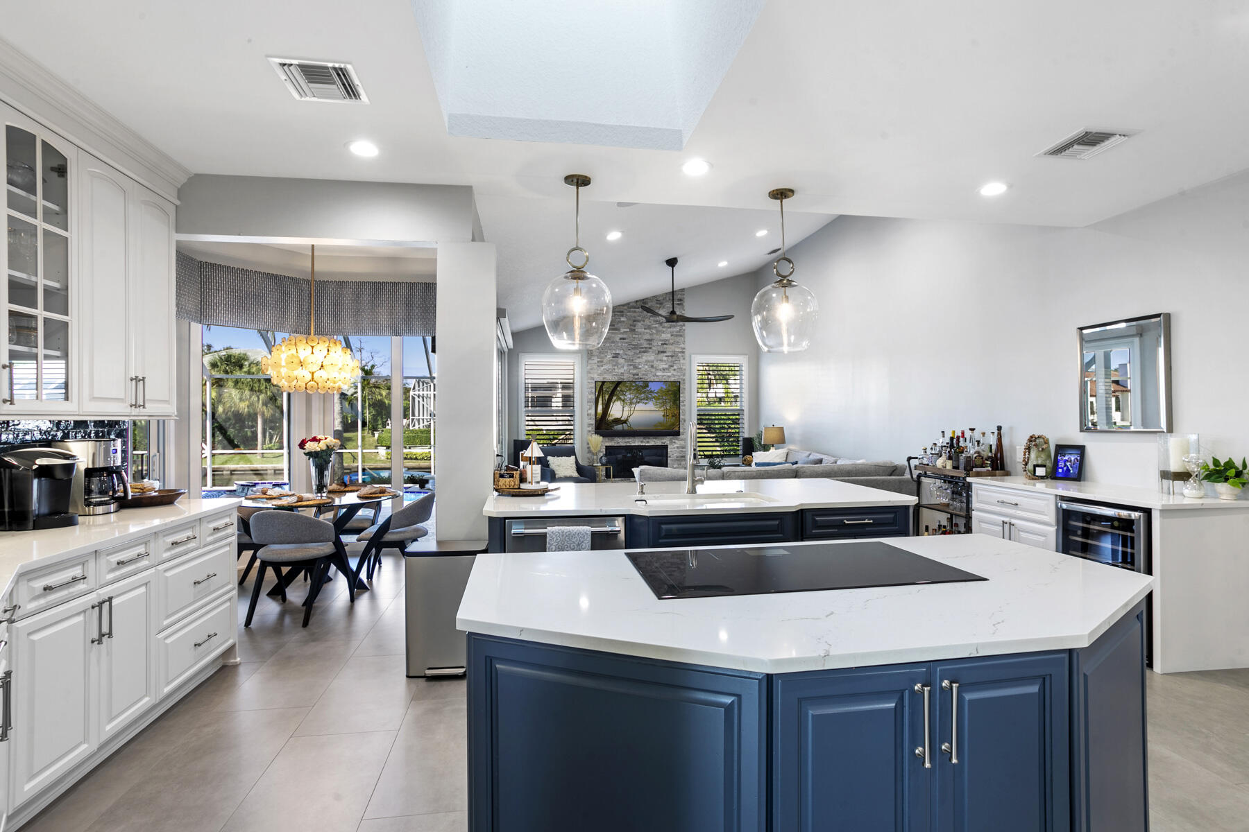 8665 SE Water Oak Place