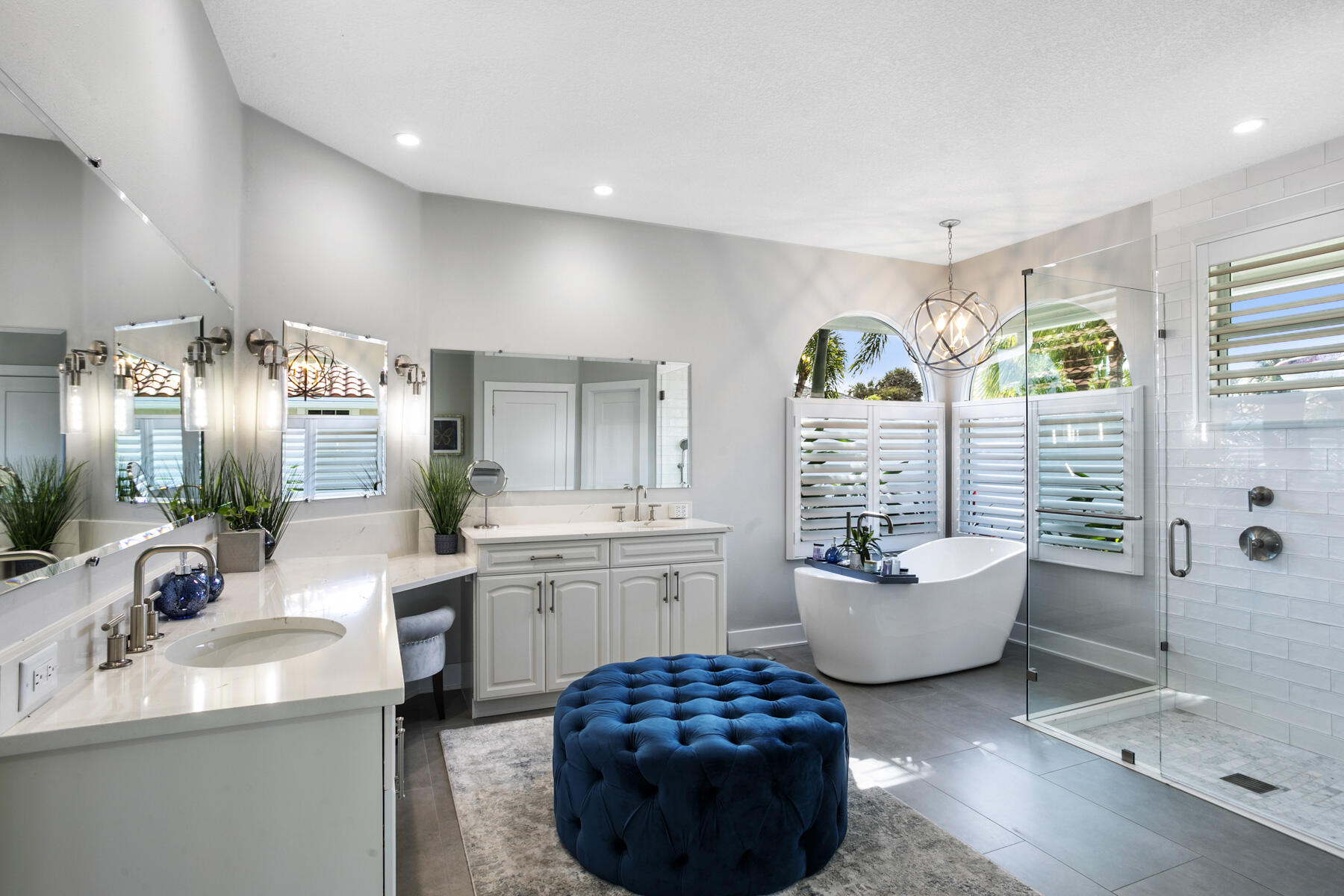 8665 SE Water Oak Place