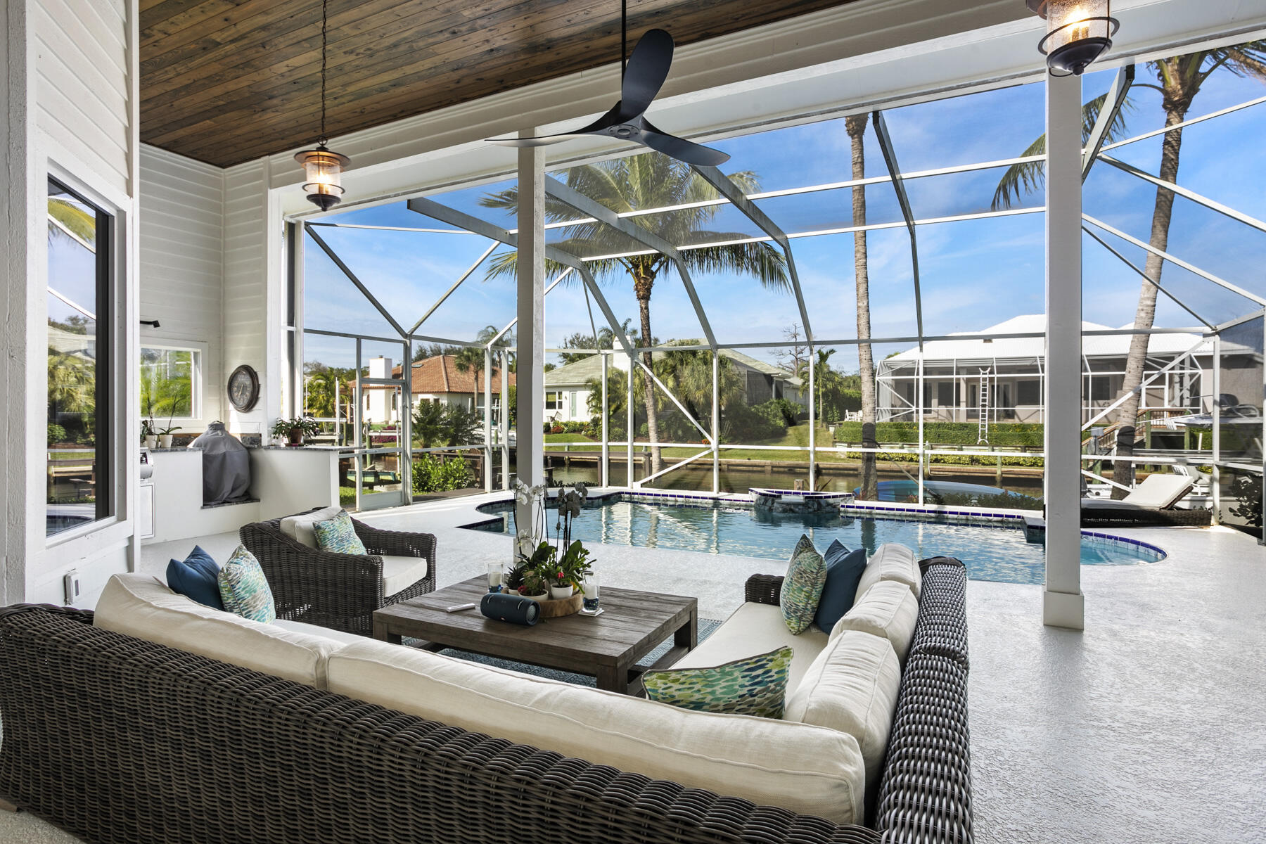 8665 SE Water Oak Place