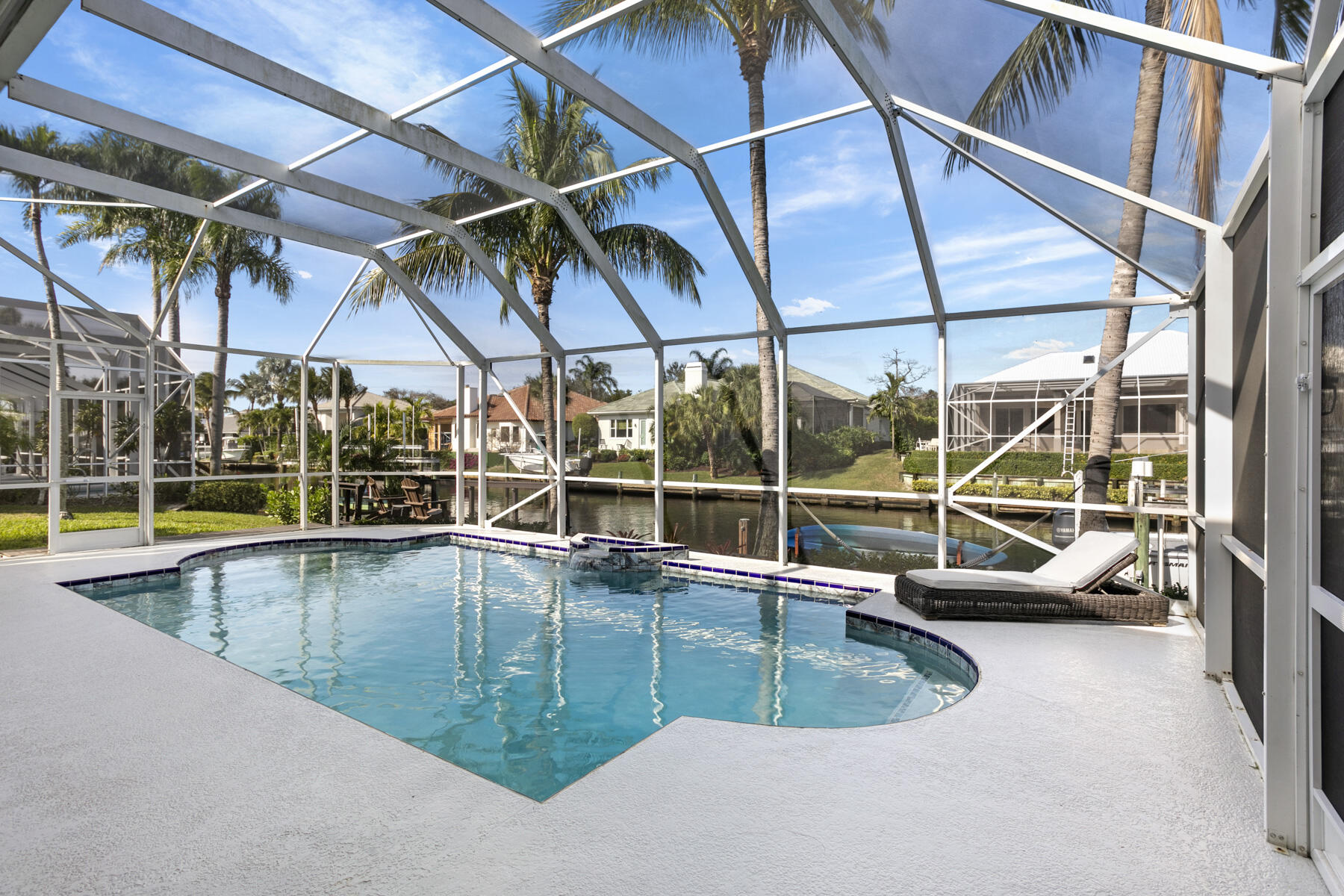 8665 SE Water Oak Place