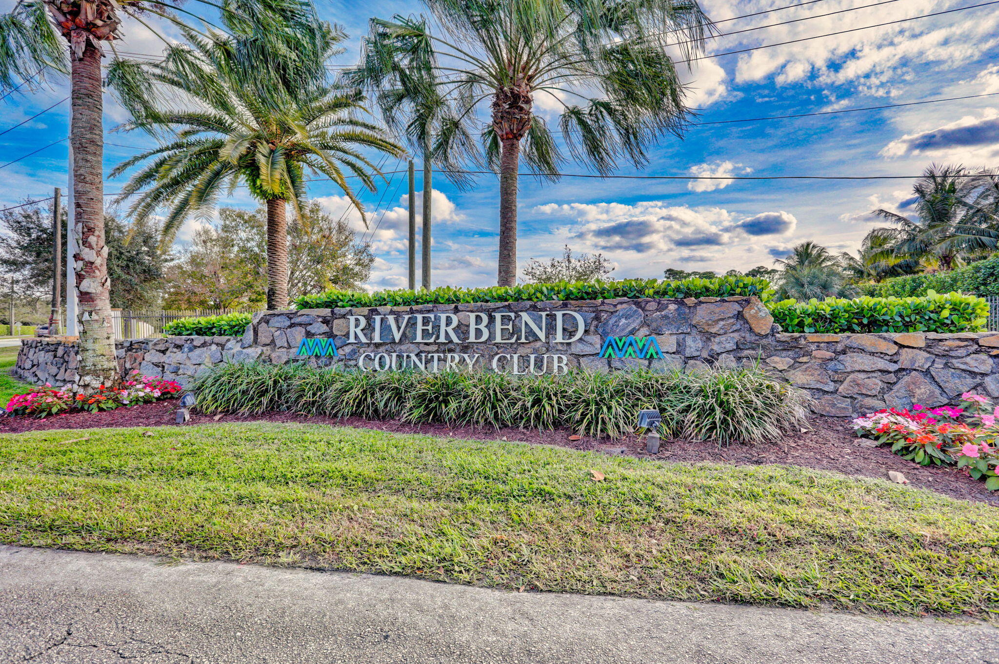 18370 SE Wood Haven Lane J