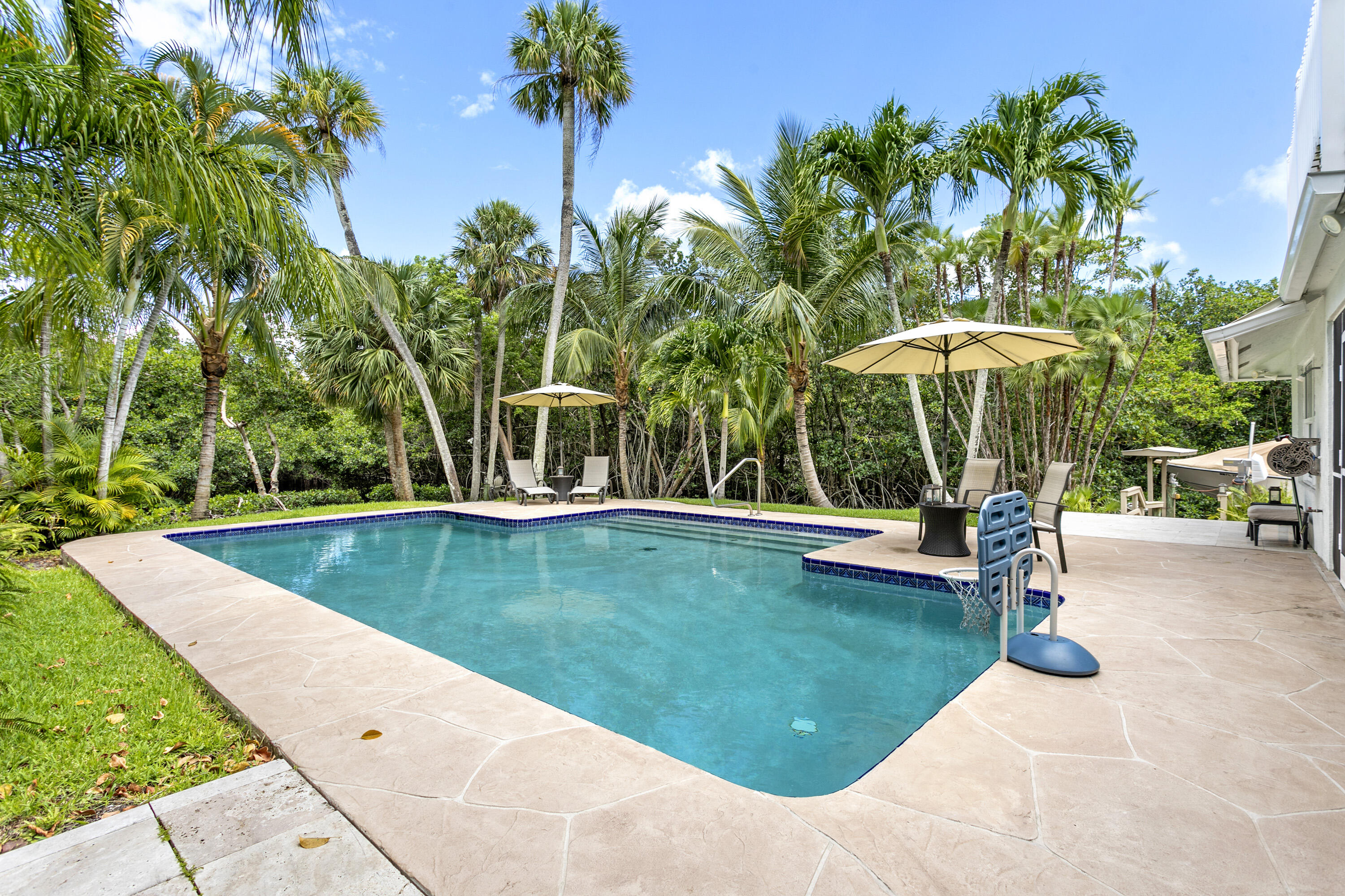 207 Jupiter Woods Drive