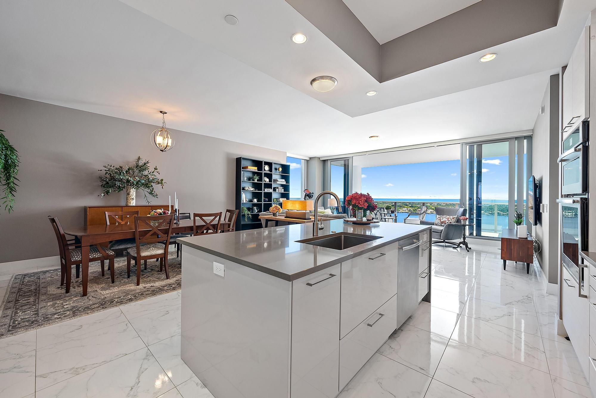 1 Water Club Way 1604