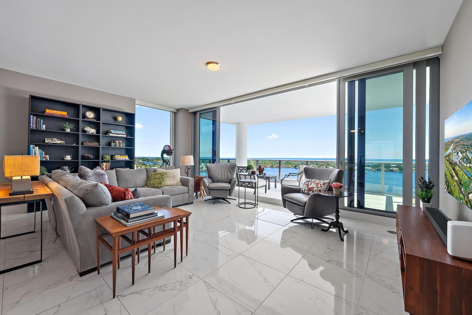 1 Water Club Way 1604