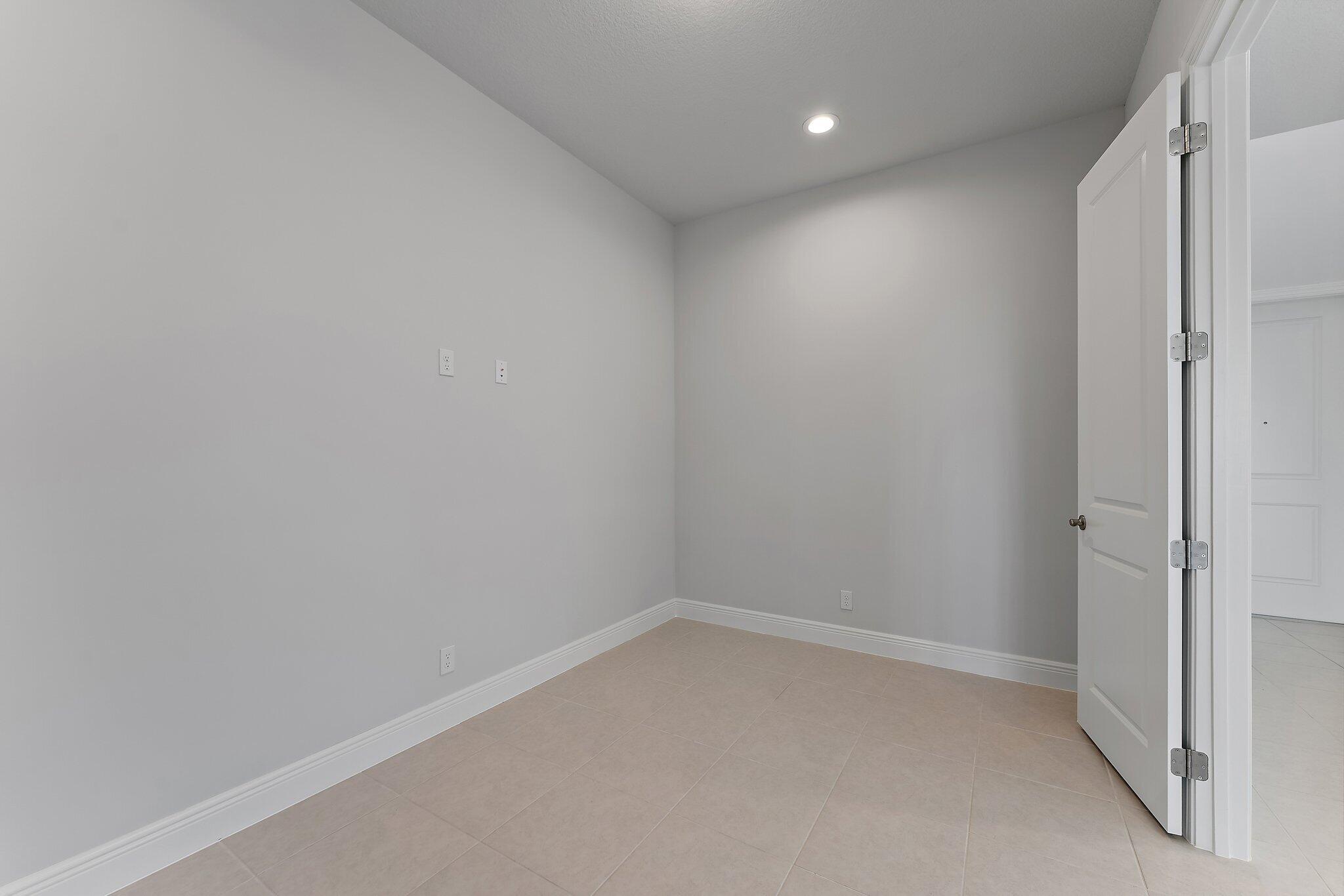 12594 Nautilus Circle