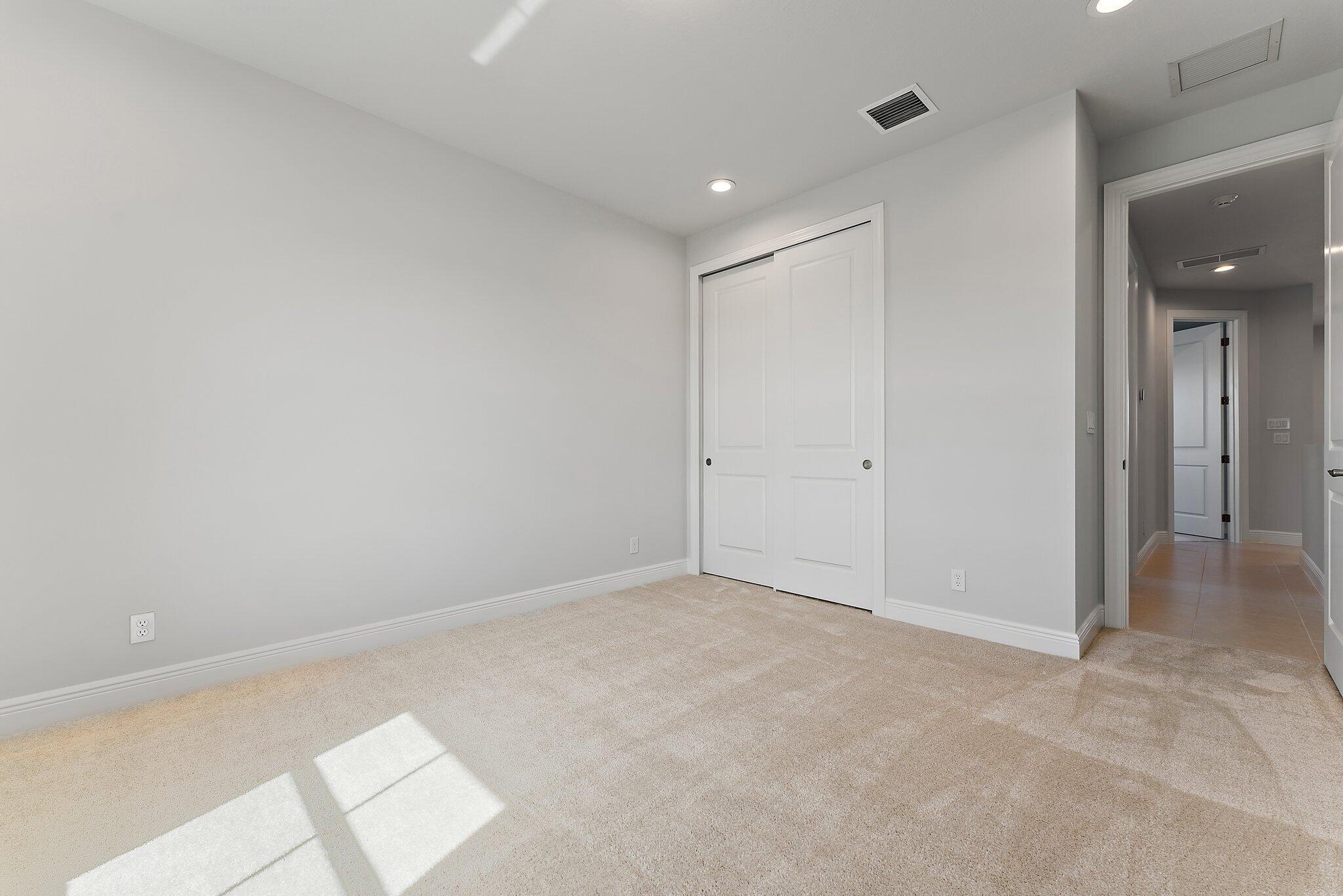 12594 Nautilus Circle