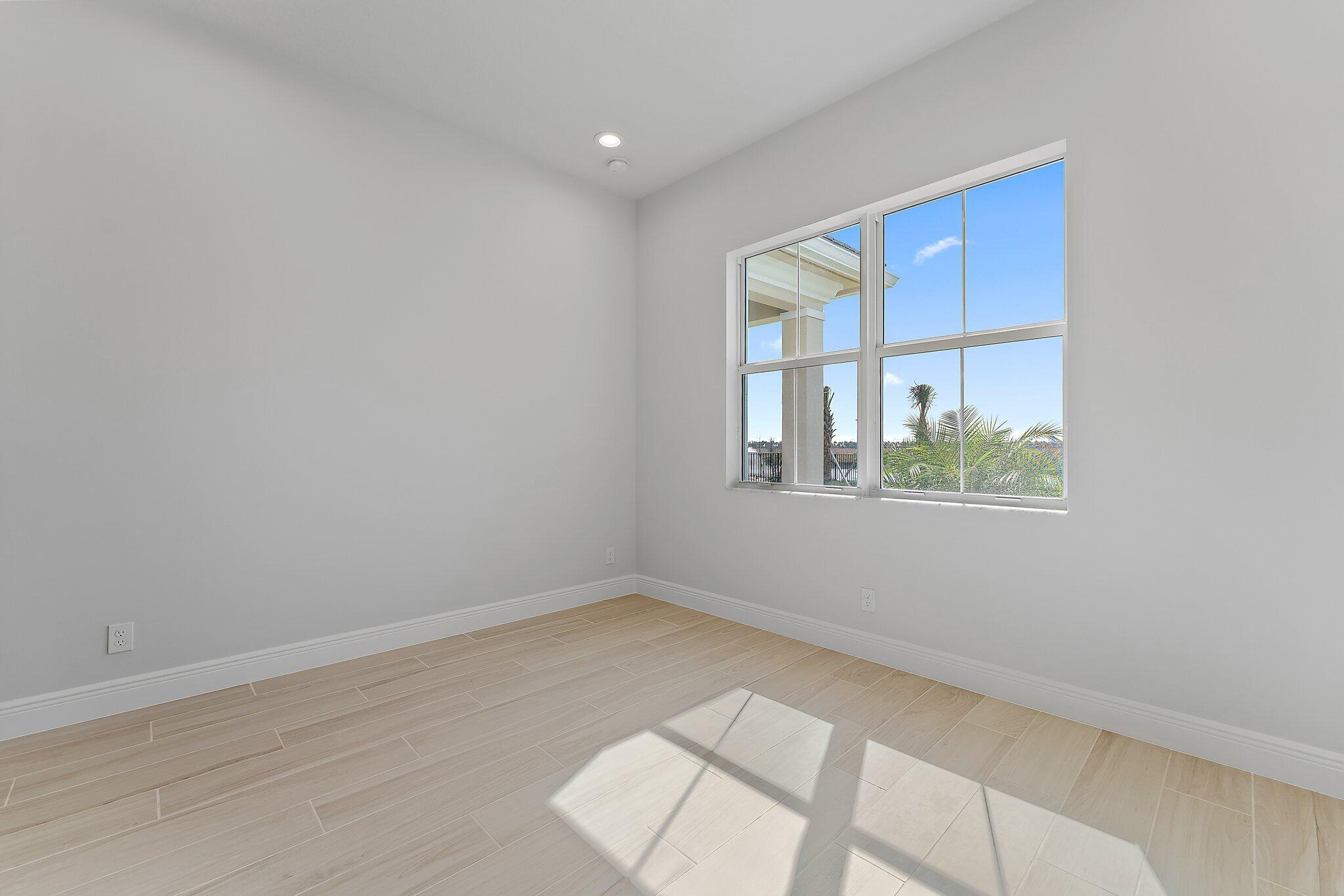 12594 Nautilus Circle