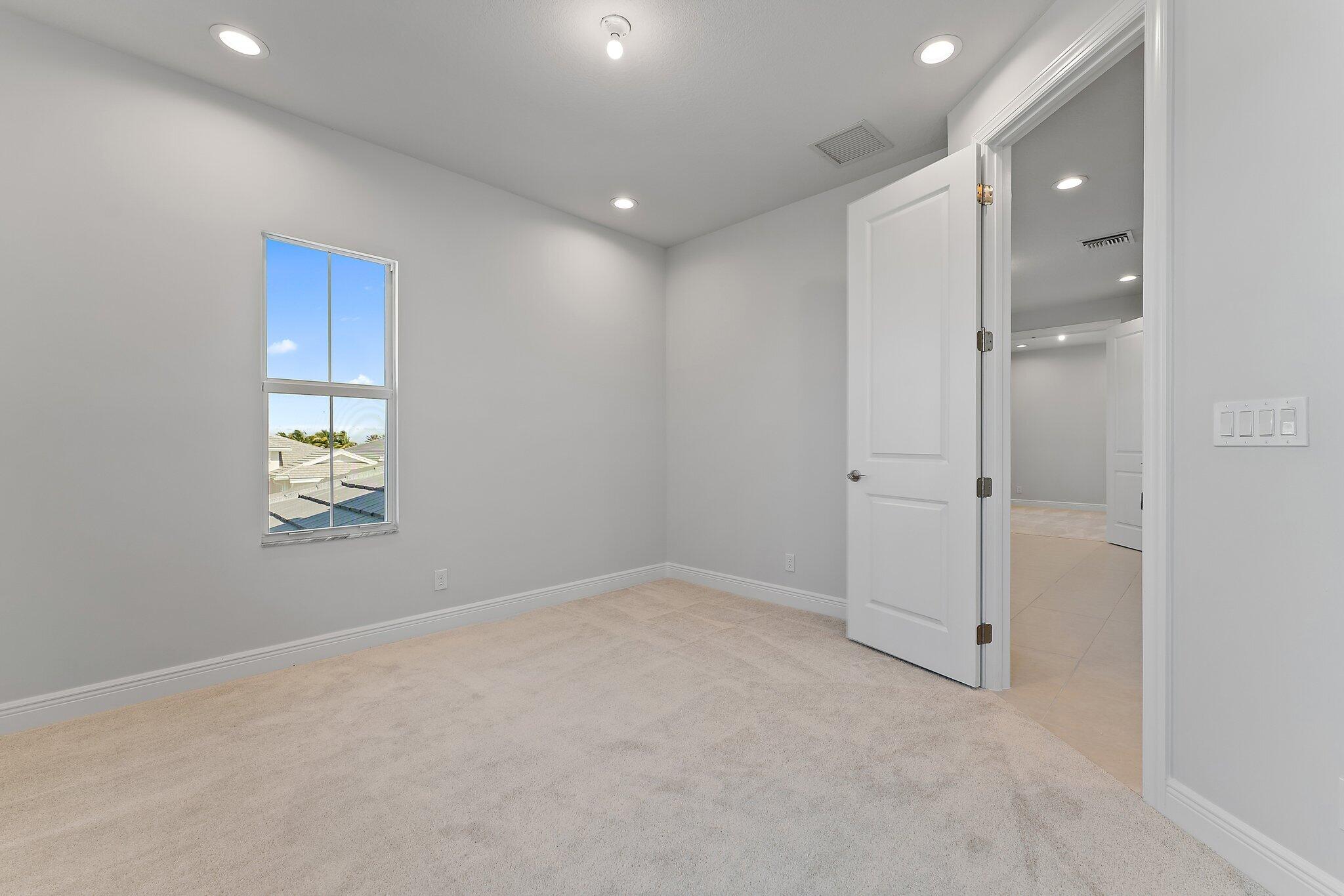 12594 Nautilus Circle