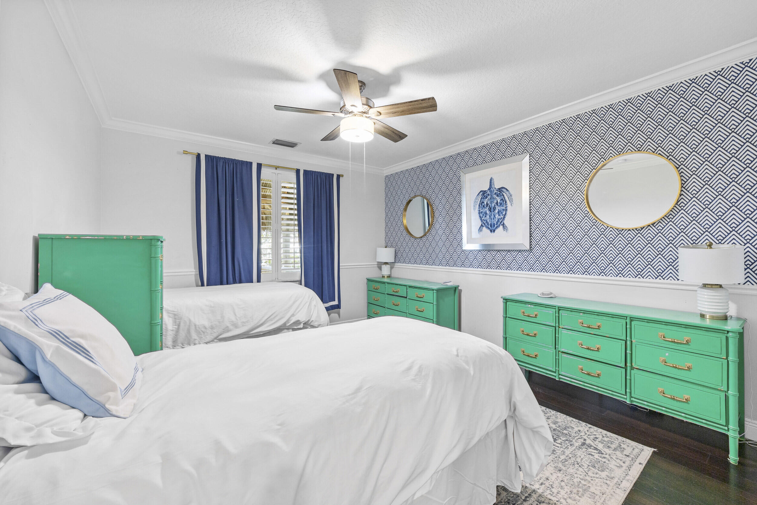 9806 SE Landing Place