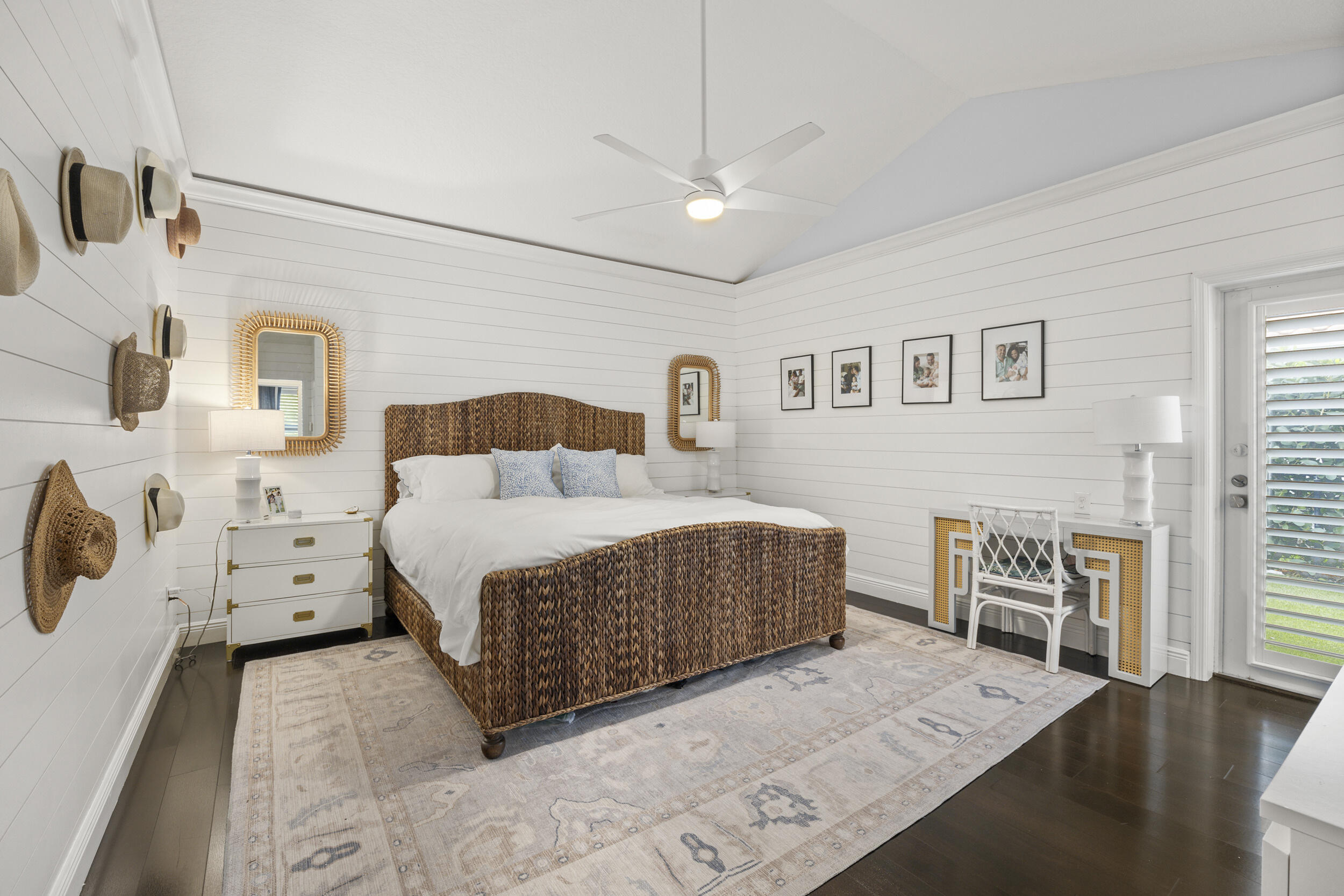 9806 SE Landing Place