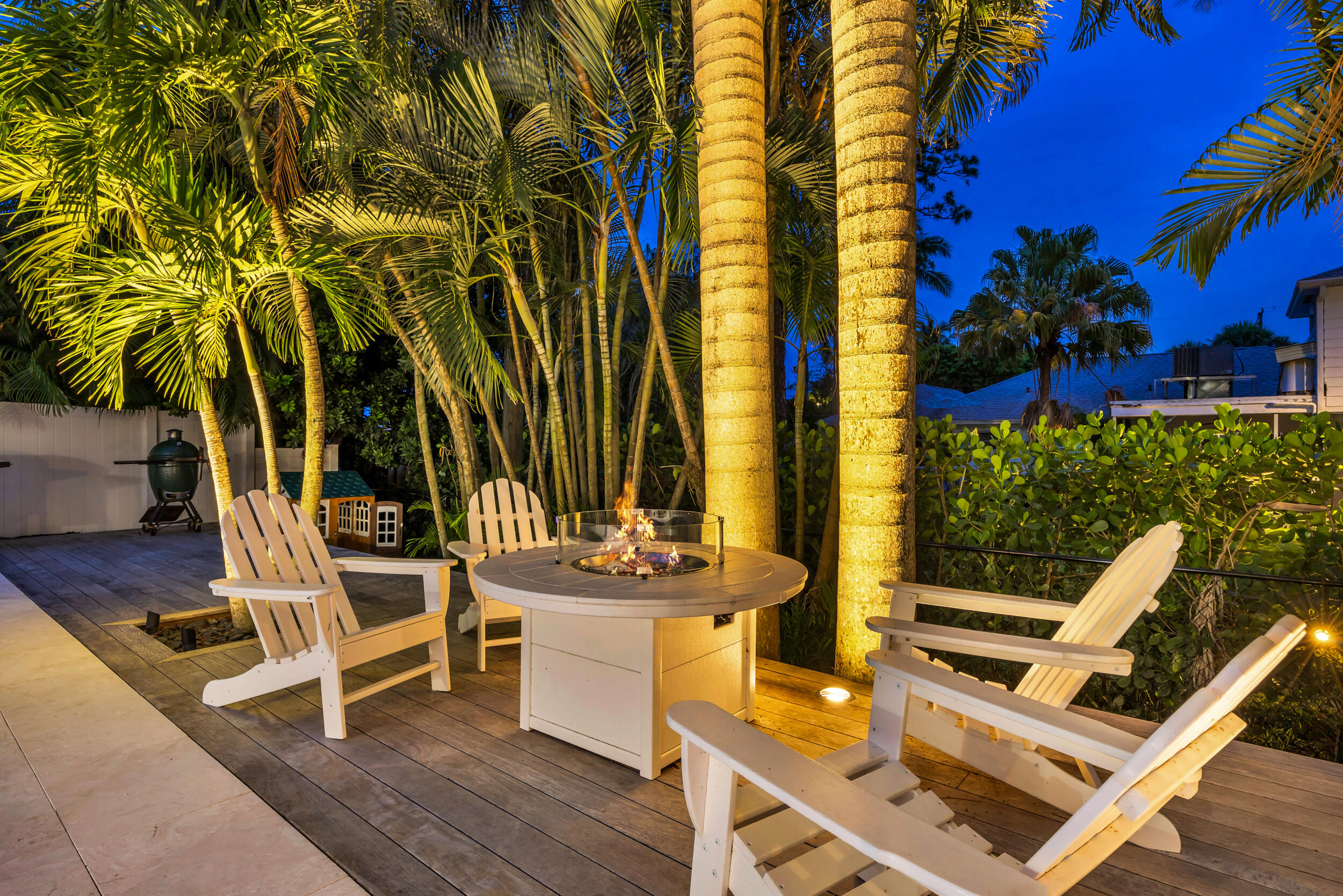 9806 SE Landing Place