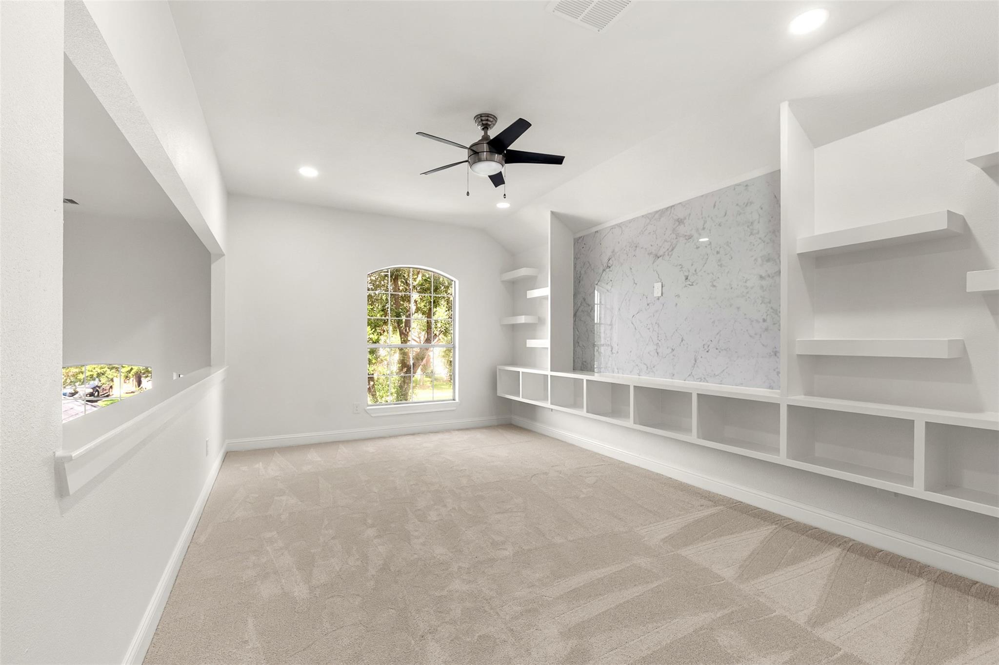2111 Pinecreek Pass Lane