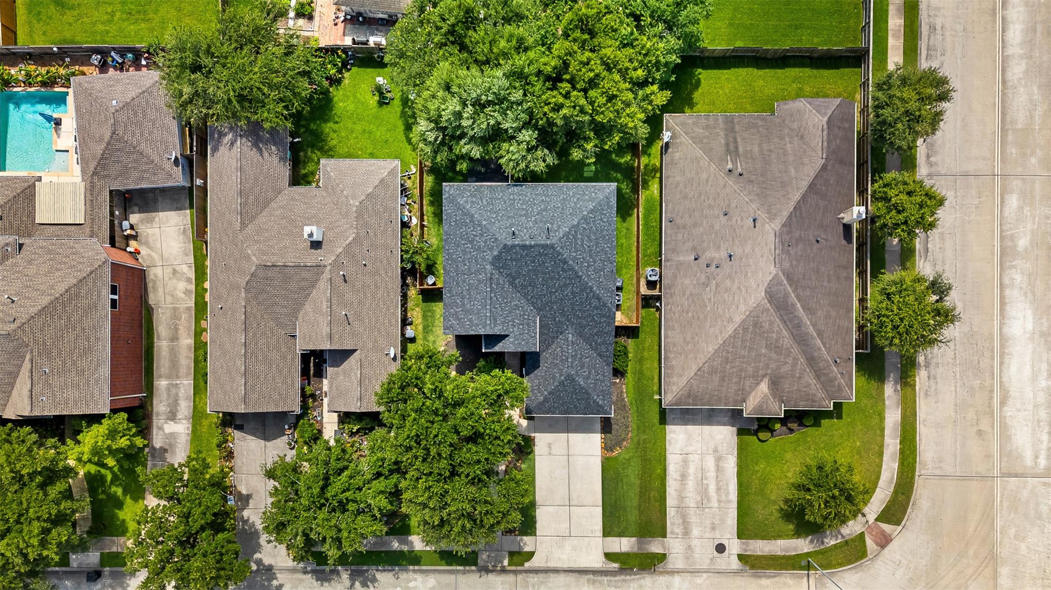 2111 Pinecreek Pass Lane