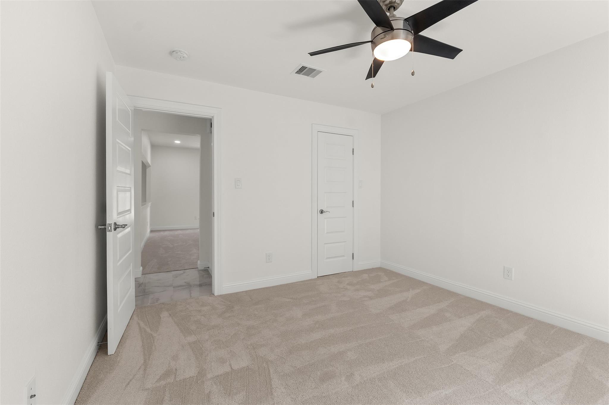 2111 Pinecreek Pass Lane