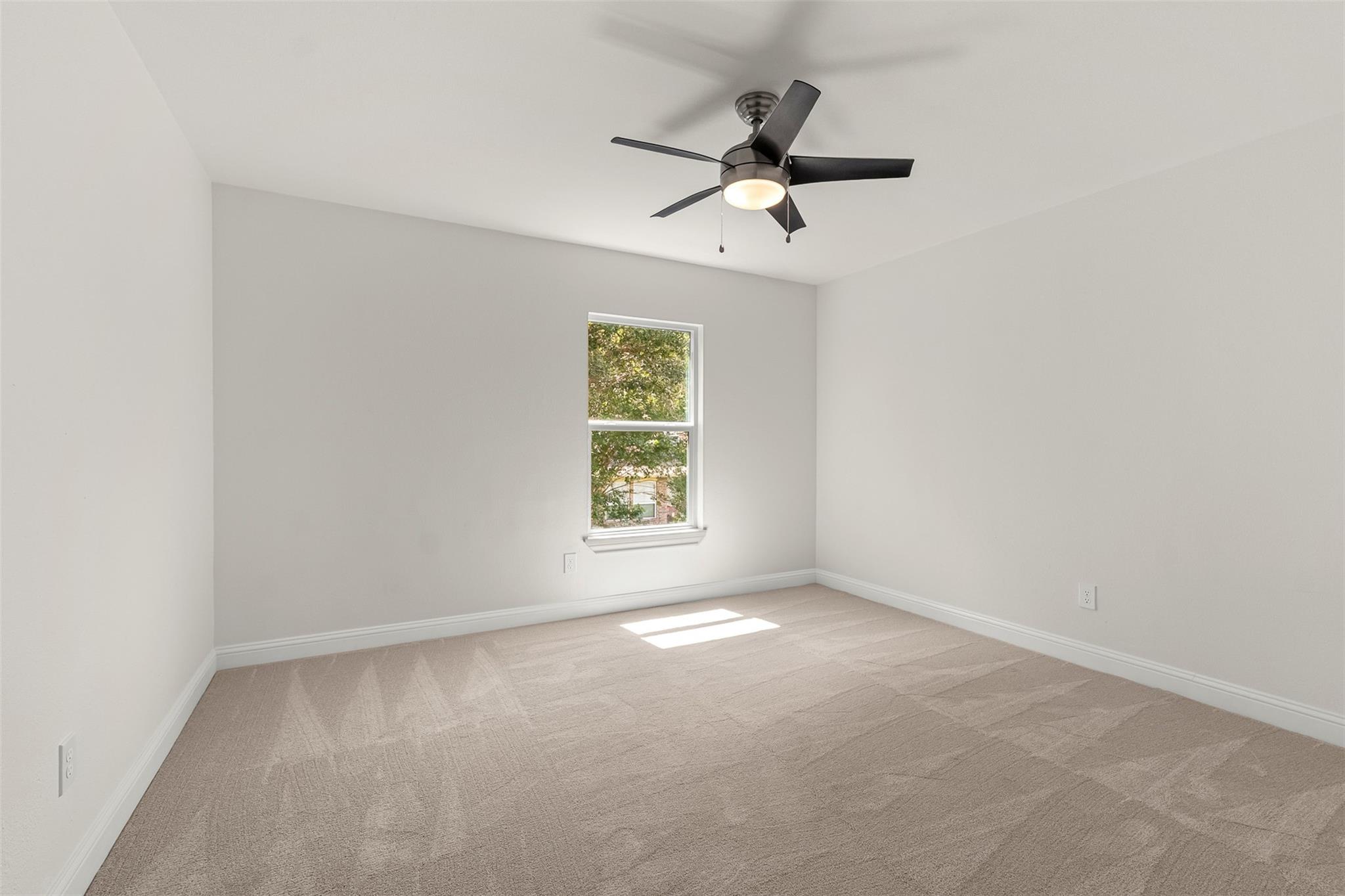 2111 Pinecreek Pass Lane