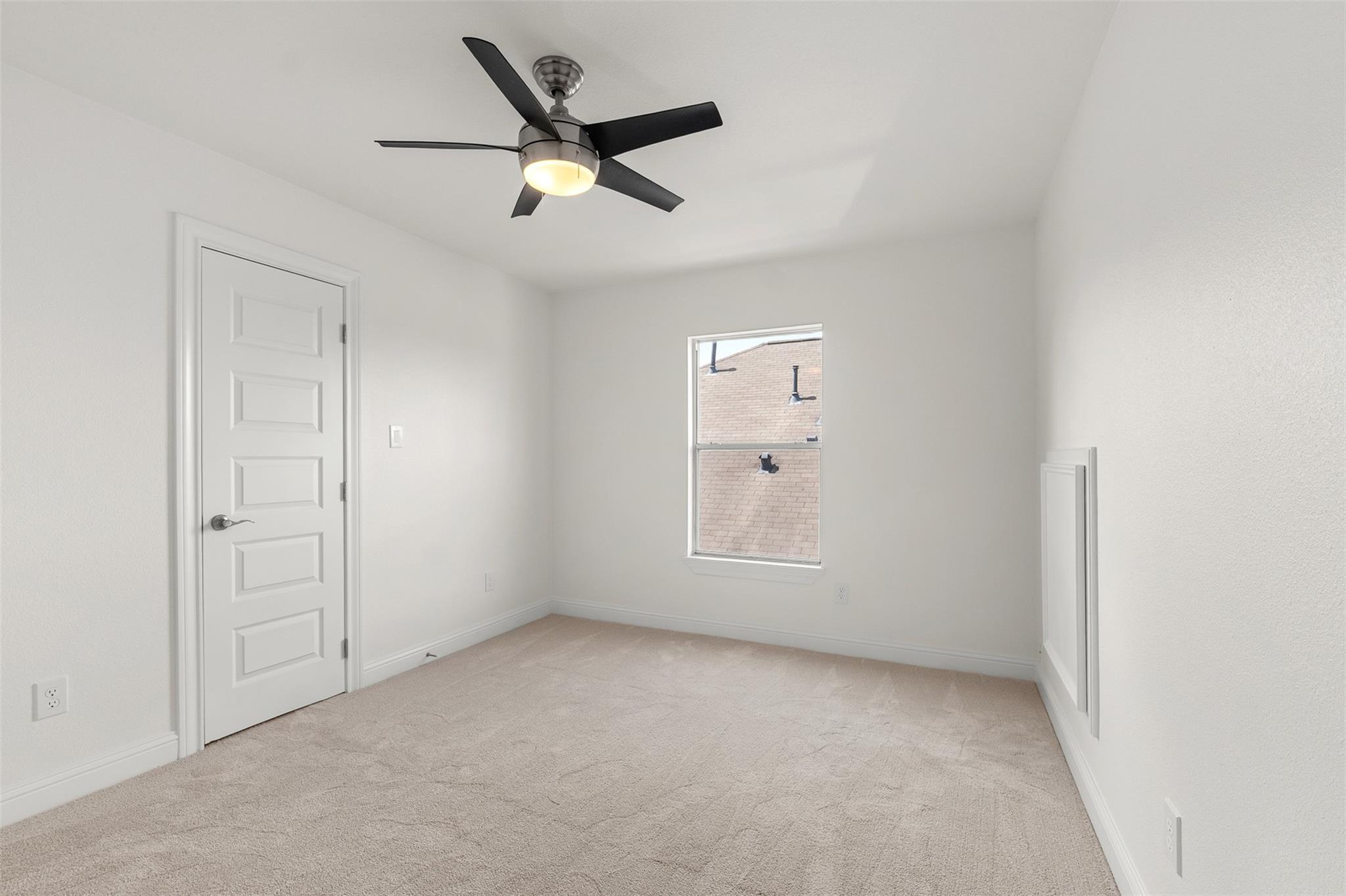 2111 Pinecreek Pass Lane