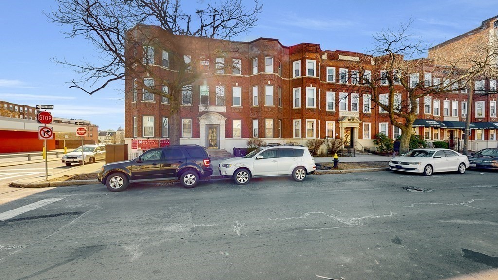 1284 Commonwealth Ave # 5