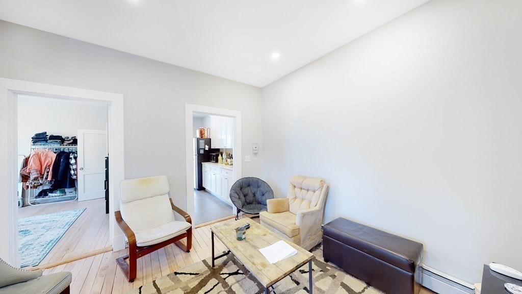 1284 Commonwealth Ave # 5