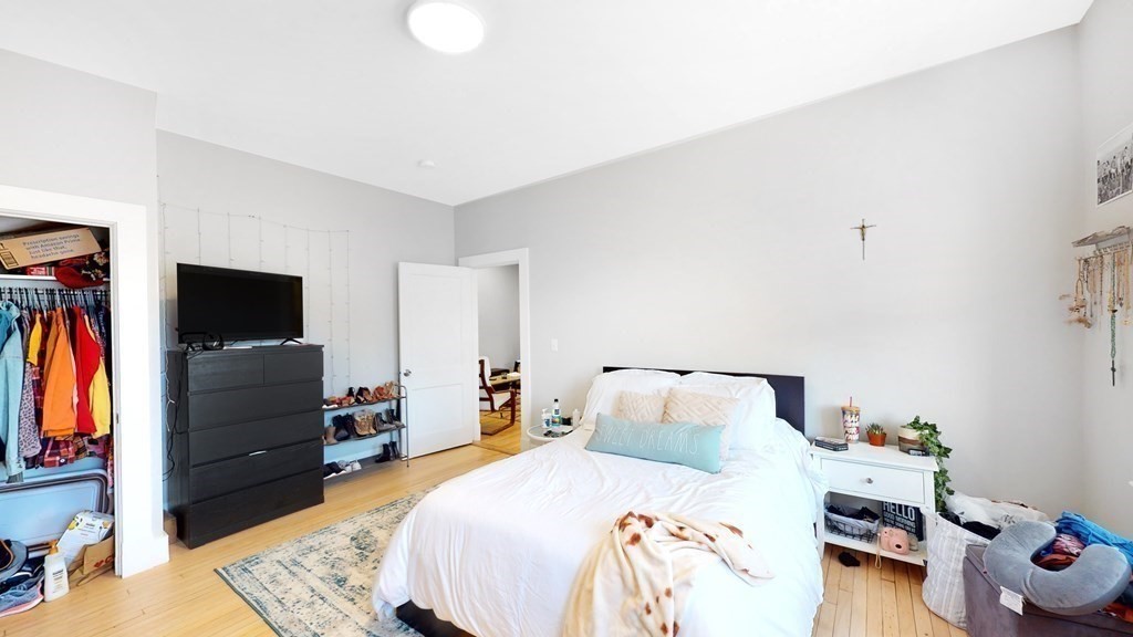1284 Commonwealth Ave # 5
