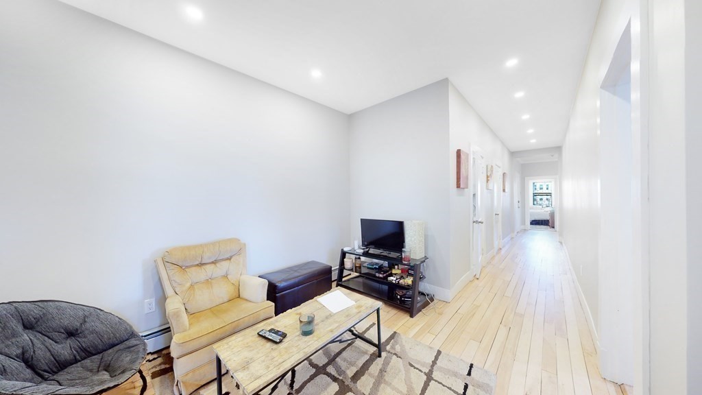 1284 Commonwealth Ave # 5