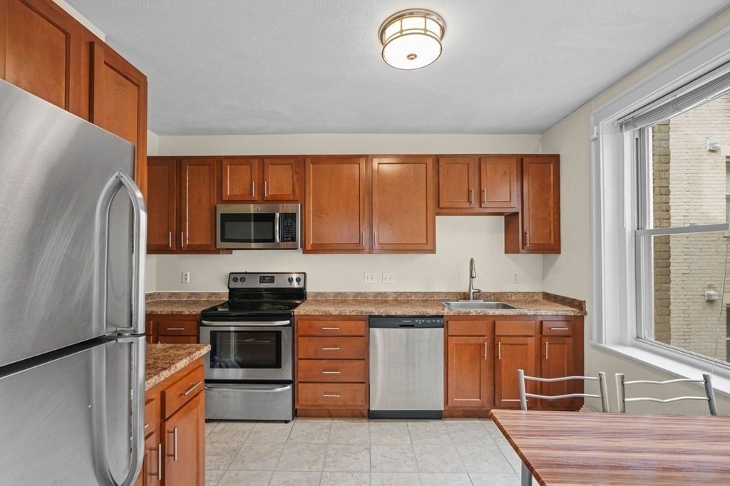 28 Ransom Rd # 8
