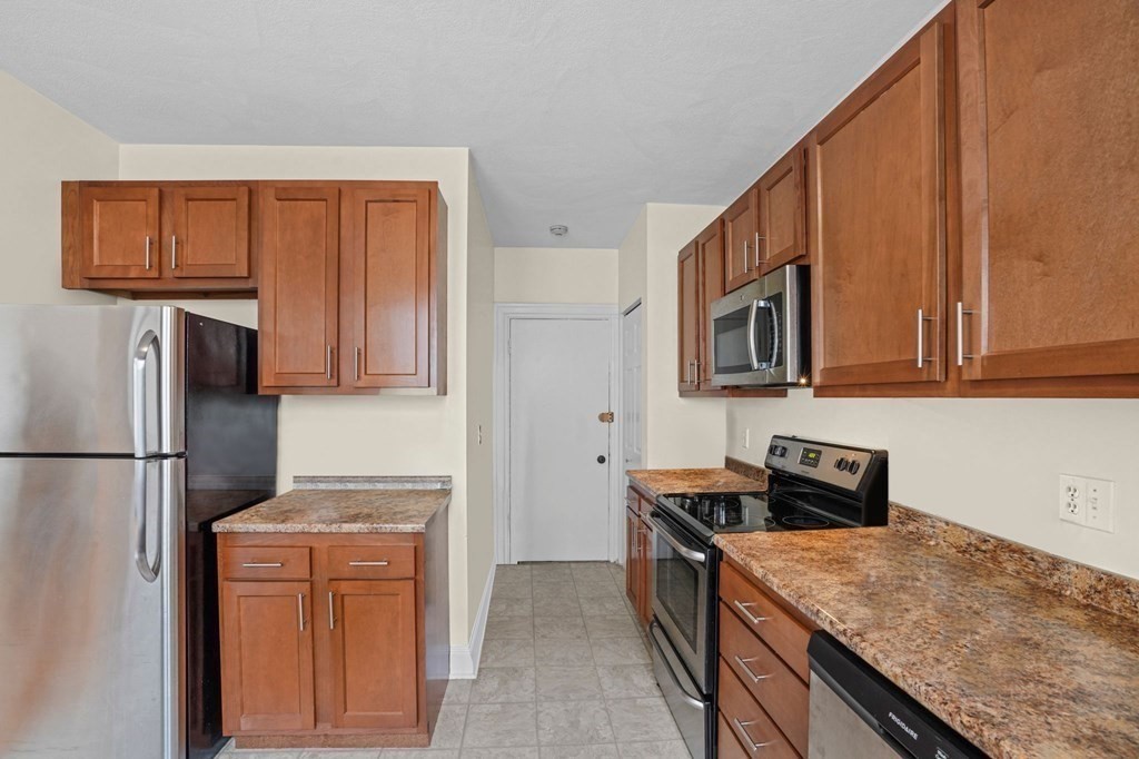 28 Ransom Rd # 8