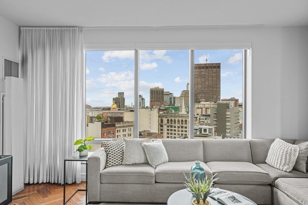 1 Avery St. Unit: U19D