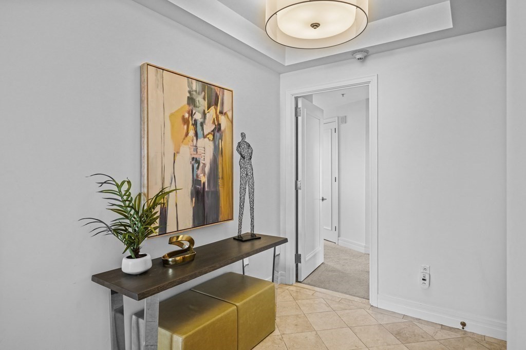1 Avery St. Unit: U19D