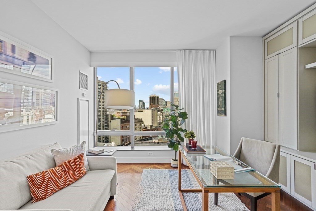 1 Avery St. Unit: U19D