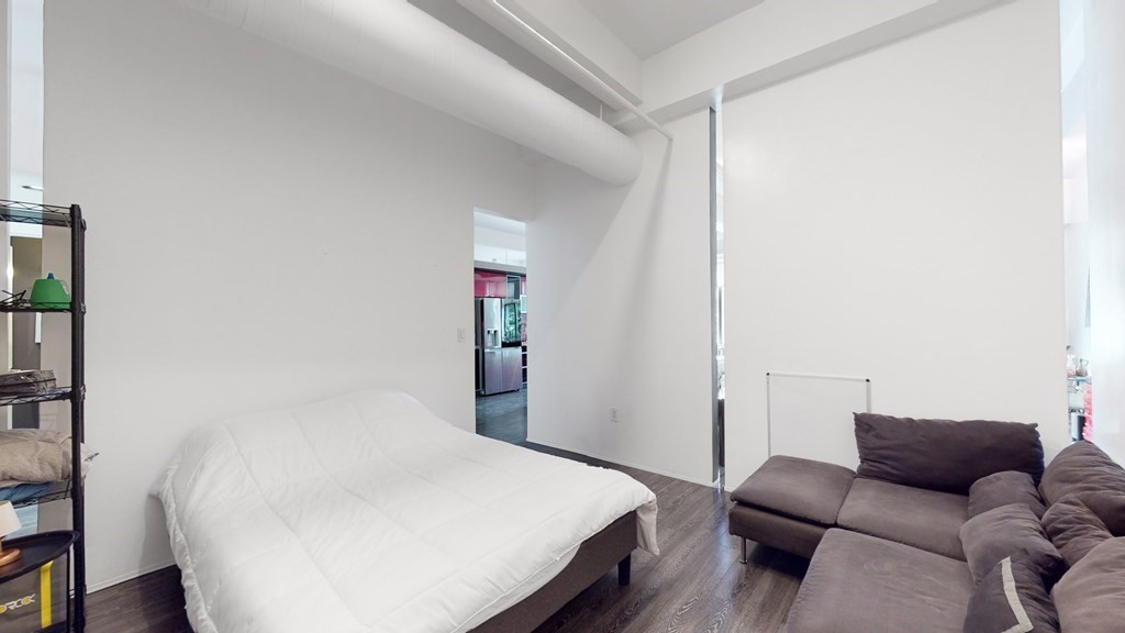 1200 Washington St. # 215