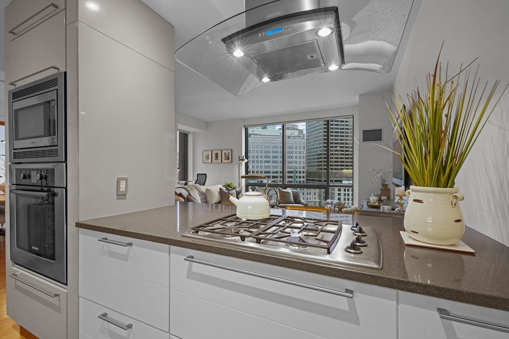 45 Province St. # 1506
