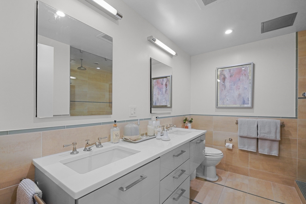 45 Province St. # 1506