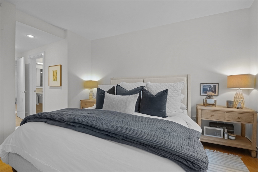 45 Province St. # 1506