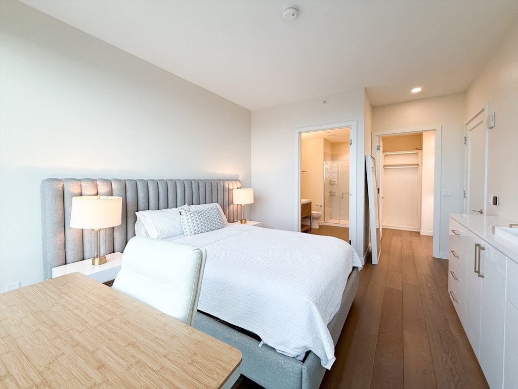 188 Brookline Ave # 25I
