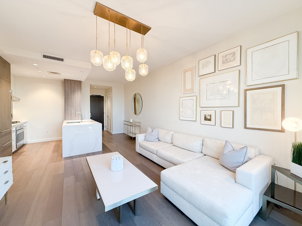 188 Brookline Ave # 25I