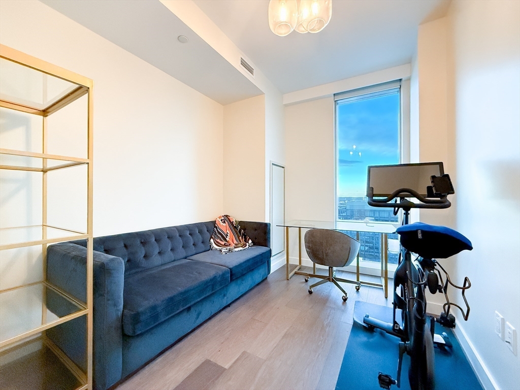188 Brookline Ave # 25I