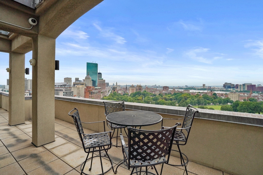 165 Tremont St # 903