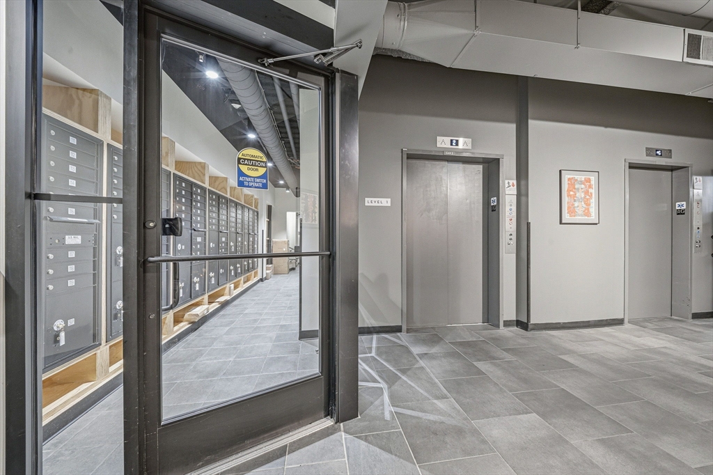 1180-1200 Washington St # 215