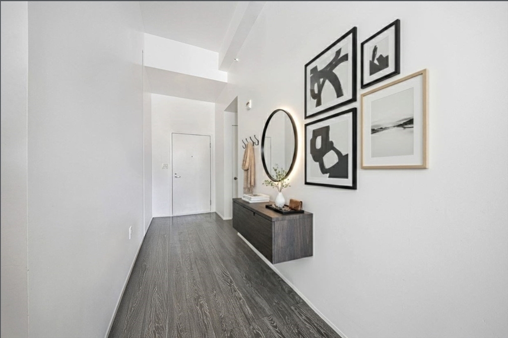 1180-1200 Washington St # 215