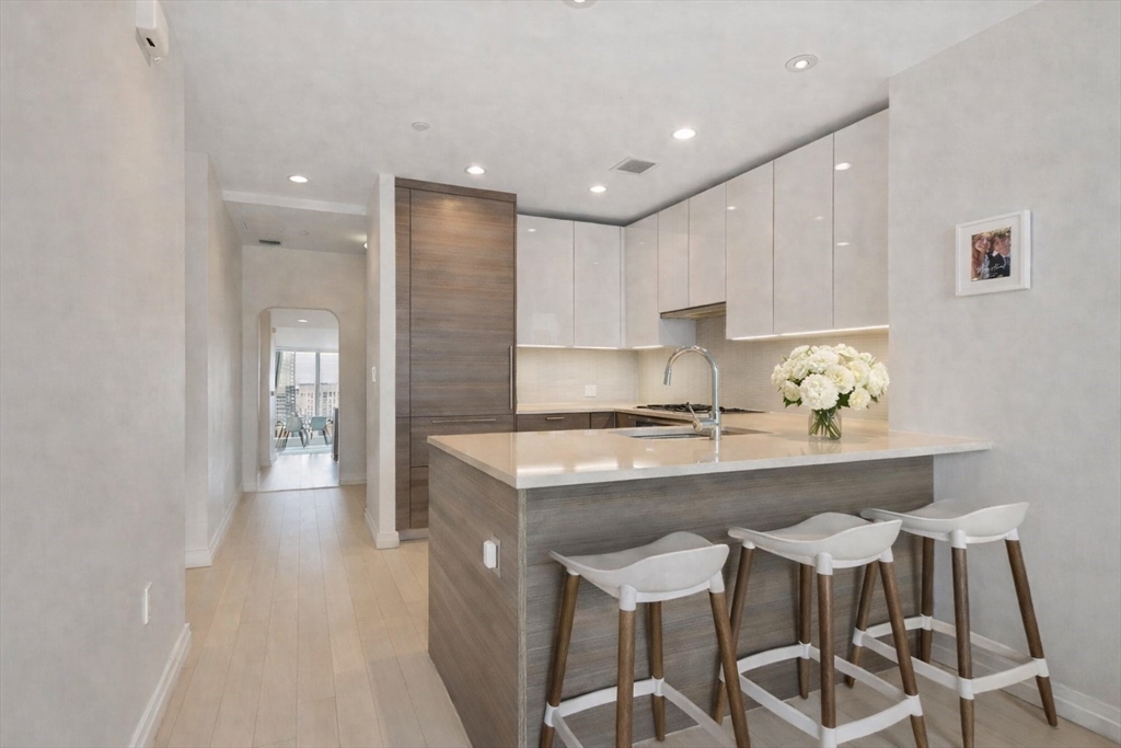 1 Franklin St # 2014