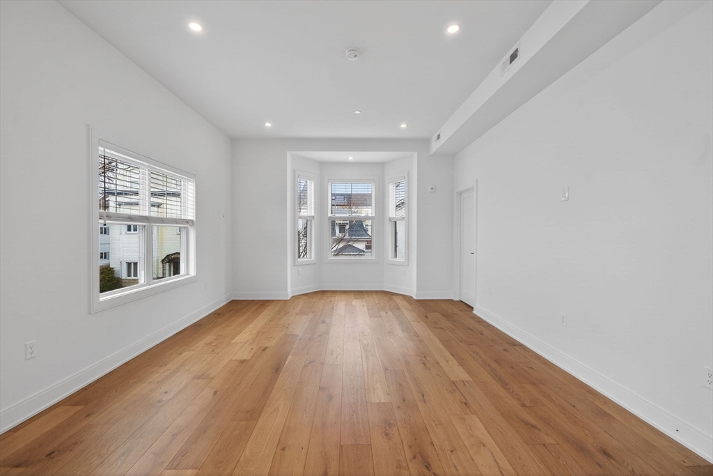 157 Princeton St # 2