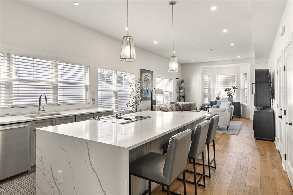 157 Princeton St # 2