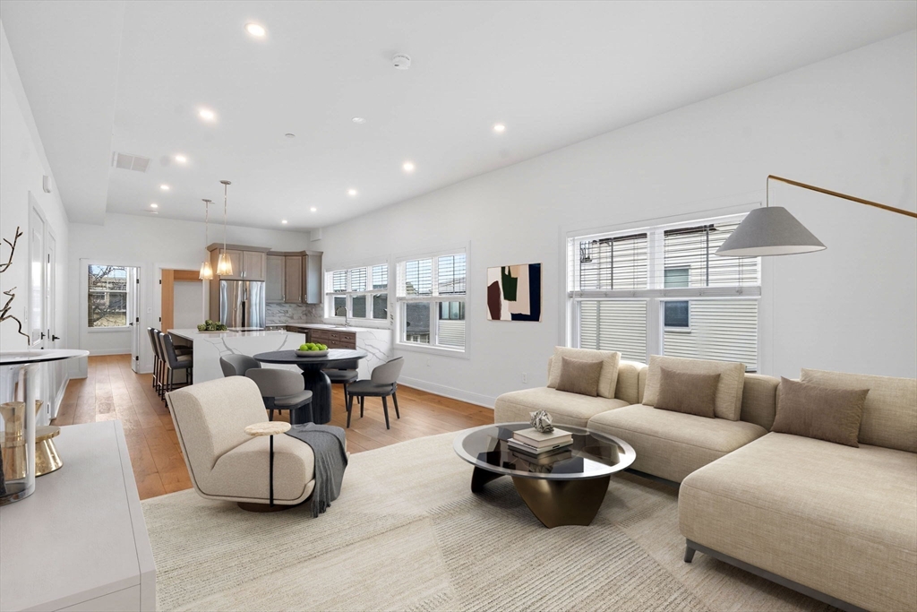 157 Princeton St # 2