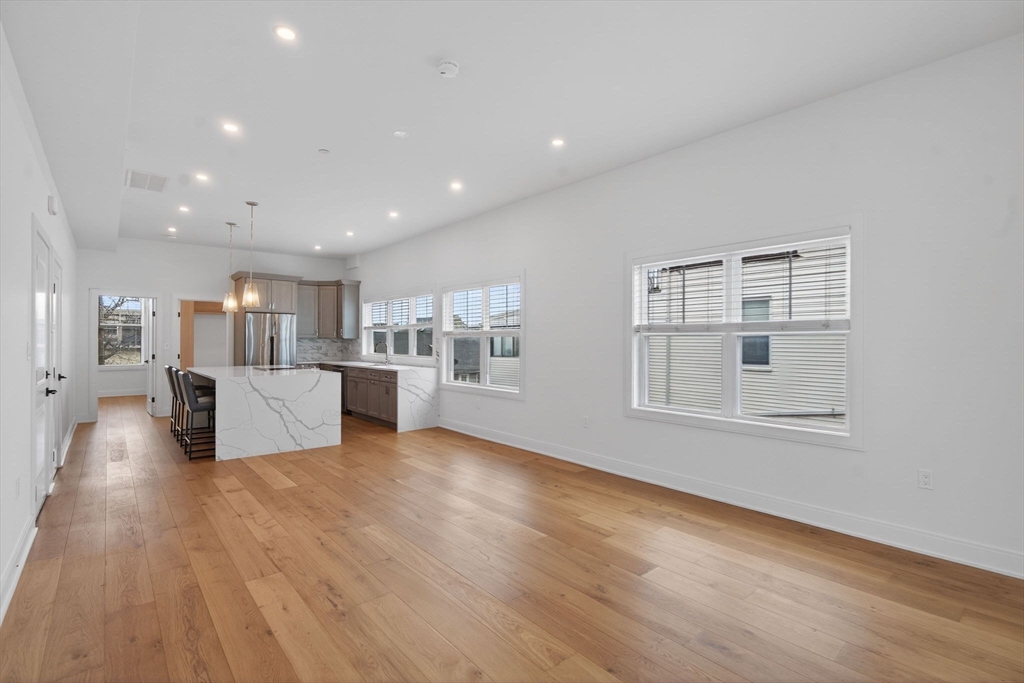 157 Princeton St # 2