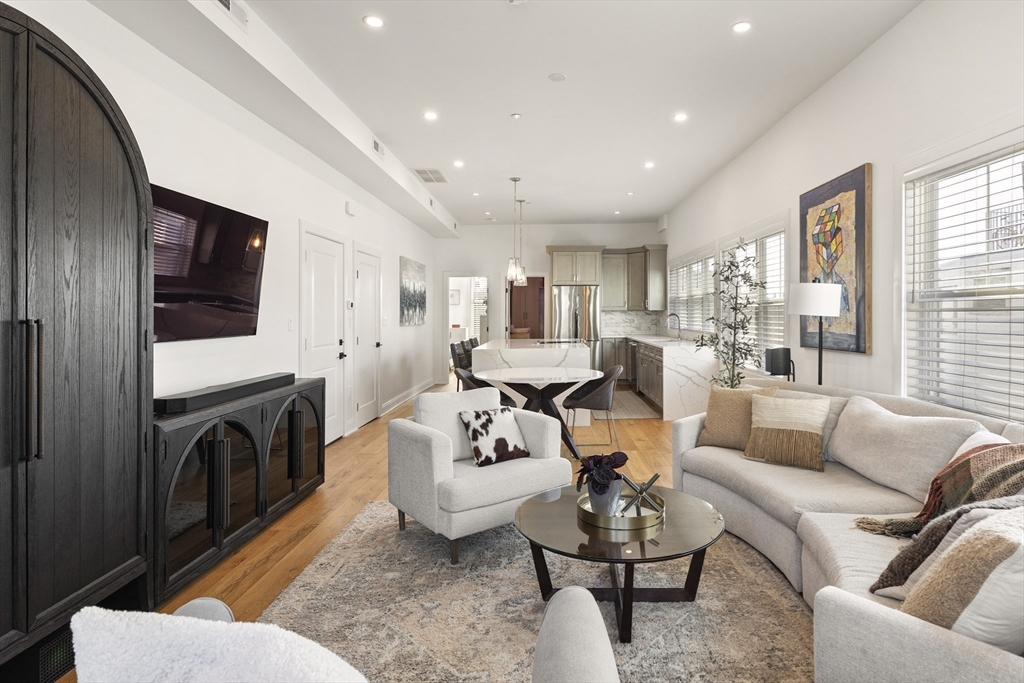 157 Princeton St # 2