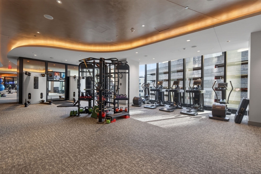 1 Franklin St # 2805