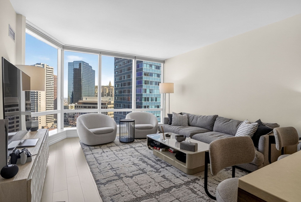 1 Franklin St # 2805
